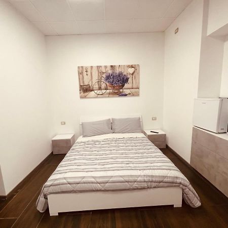 Maura'S B&B Gallarate Eksteriør bilde