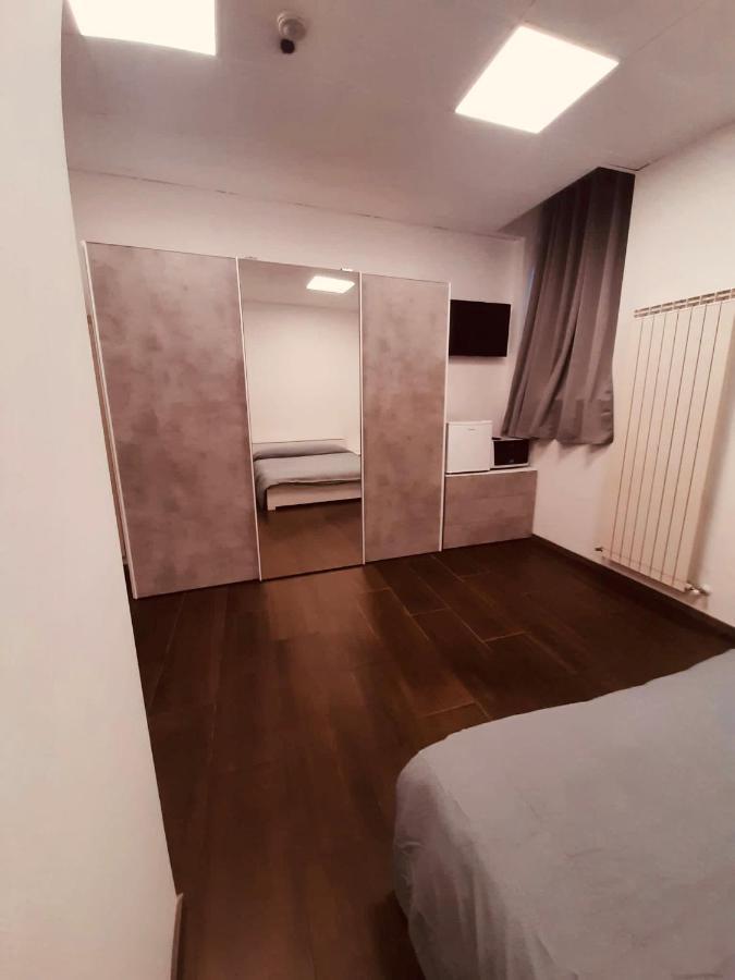 Maura'S B&B Gallarate Eksteriør bilde